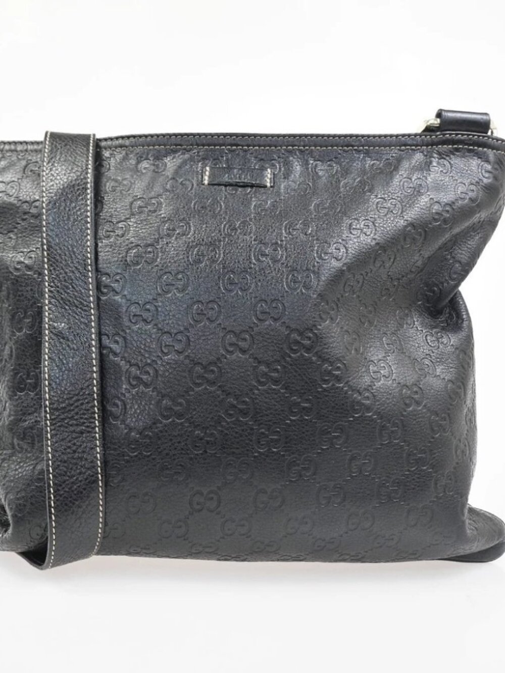 GUCCI Guccissima GG Crossbody Shoulder Bag Leather Black GHW Italy 83TA606